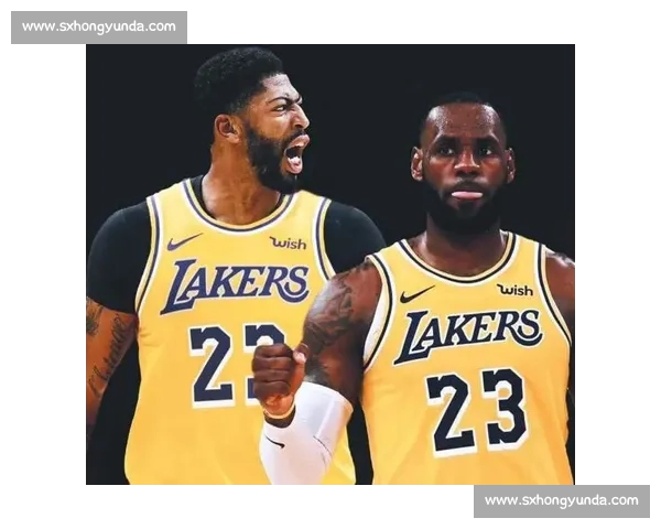 热火湖人总决赛G4关键回合解析与胜负走向深度解读战术时刻球星表现